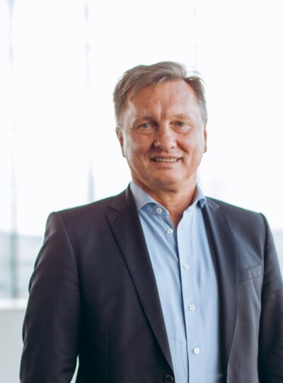 Bernhard Zirnsak, Geschäftsführer Vertrieb Stahl
