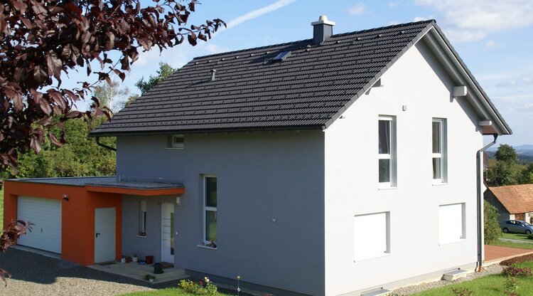 Rodinný dům s komínem