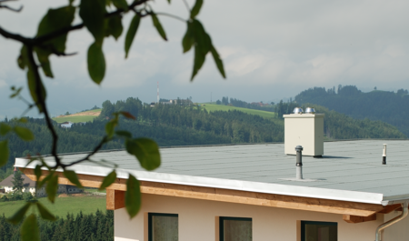 Будинок з керамічною системою димоходу