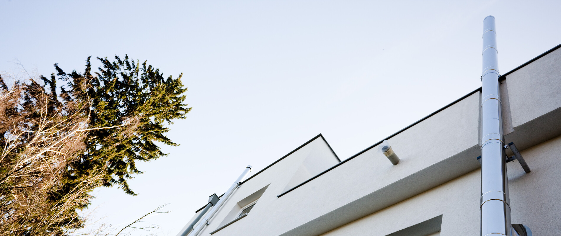 Ignis Protect Ultra - bezpečný průchod hořlavou konstrukcí.